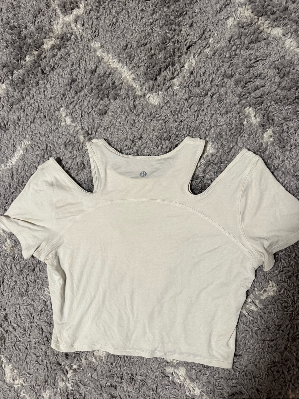 lululemon athletica White Cutout Cold-Shoulder Crop Top